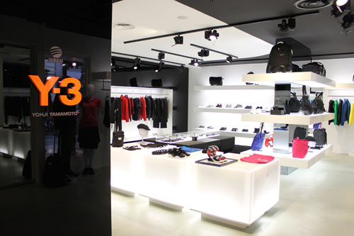 Y-3 柏林mientus Flagship Store新店开业