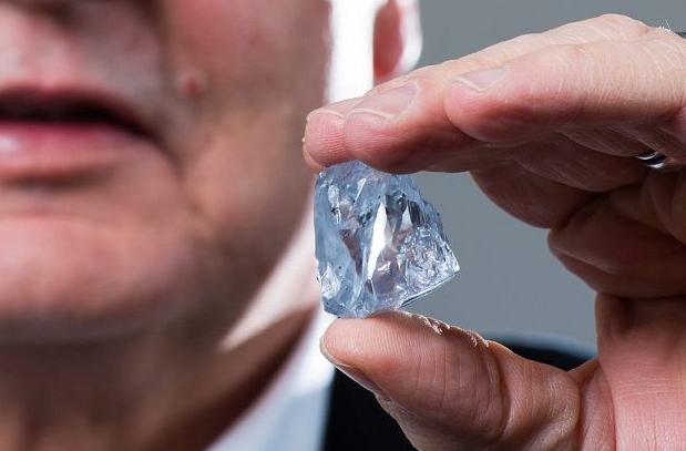 南非发现122克拉蓝钻石